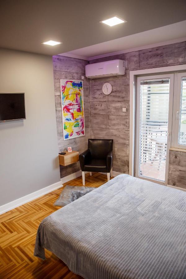 Apartman Studio Milica I Subotica Exterior foto